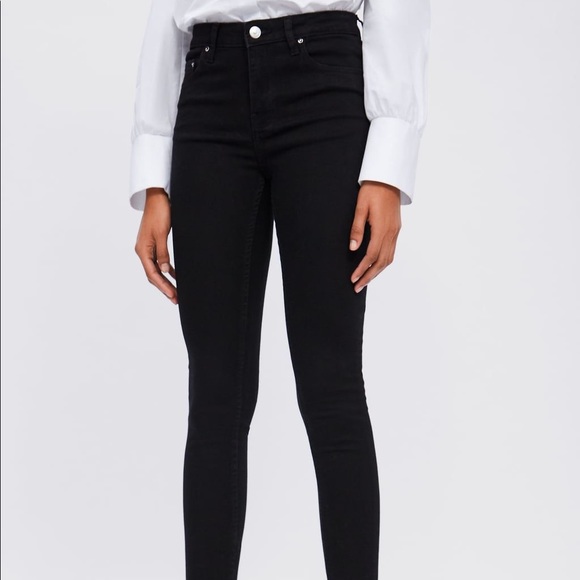 Zara Black Skinny Jeans - NWT